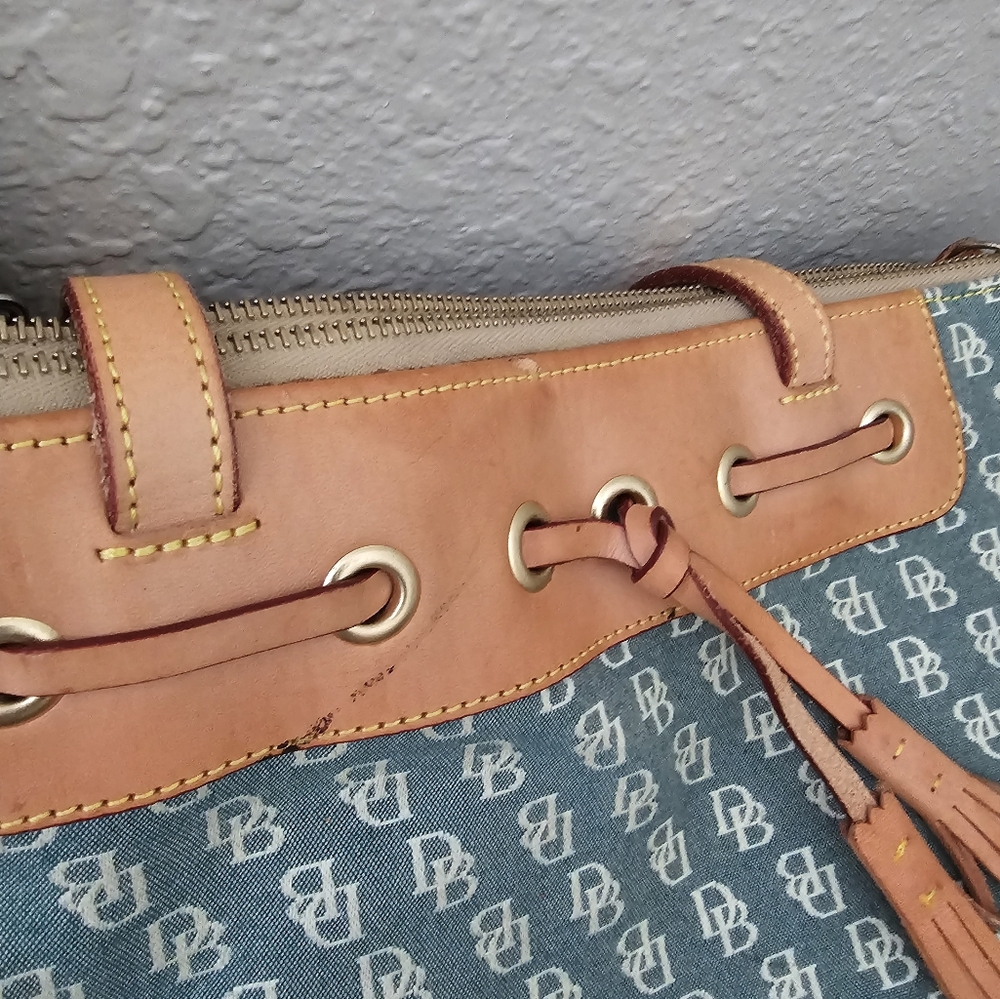 4 Purse Bundle - Picture 11 of 16